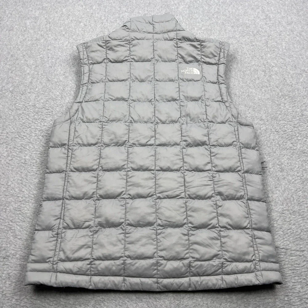 The North Face ThermoBall Eco Vest Men's Small Gray Quilted Insulated Full Zip